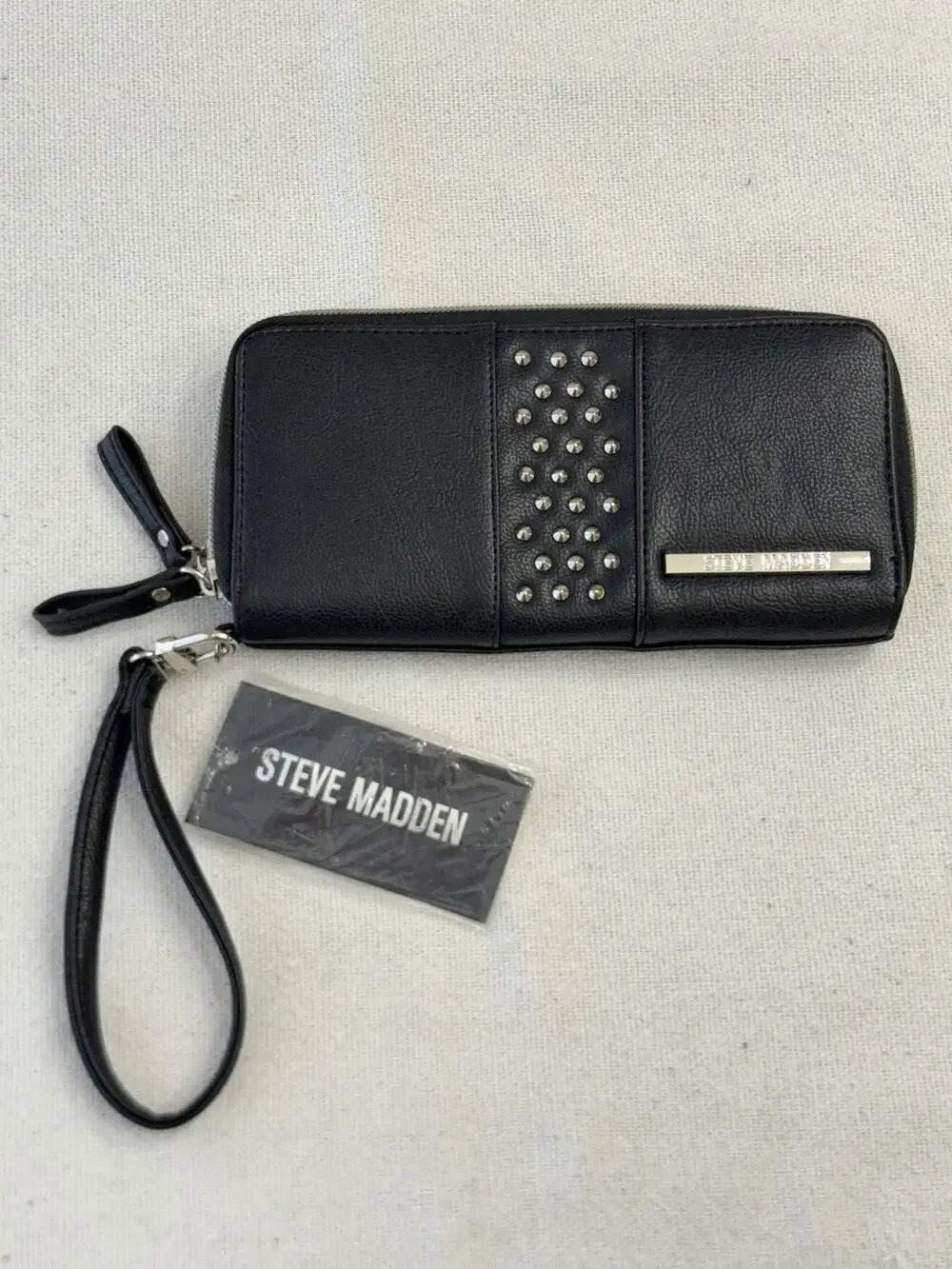 Women’s Black And Silver Steve Madden Wallet